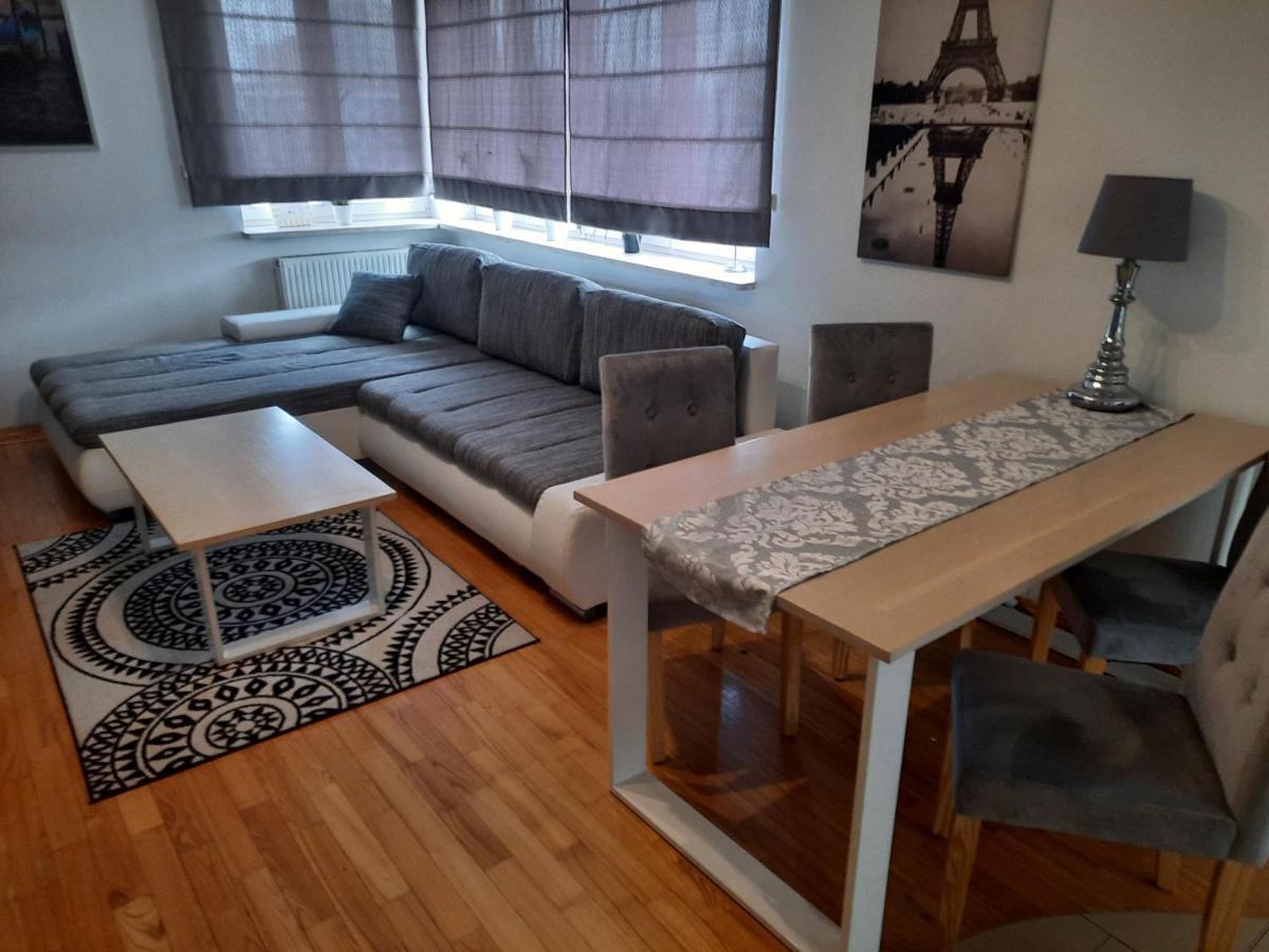 Apartamenty Nad Jeziorkiem Warschau Buitenkant foto